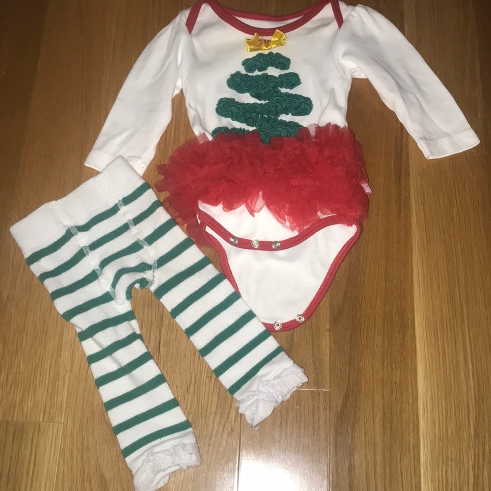 Ruffle Butt Christmas outfit